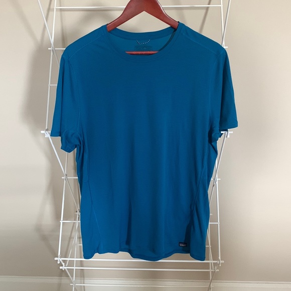 Patagonia Blue Lightweight Tee - Picture 1 of 2